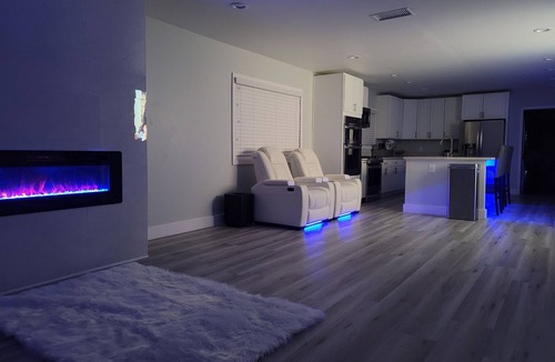 Los Angeles House | Beautiful Spanish Style 3bed 2bath home Resort Style Patio Superbowl Ready!