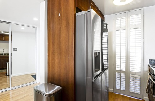 Marina del Rey Condo | Beautiful Waterfront Retreat with Marina Views, Pool/hot tub/gym