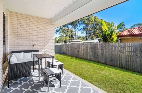 Bellbird Park House | Bellbird Park Stay Rosemary | 3 BR Family and Worker Home