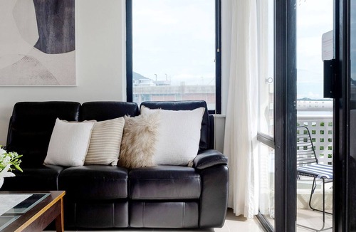 Cairns North Apartment | Belle Escapes 101 Rydges Plaza Esplanade with Panoramic Ocean Views
