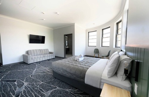 Maitland Hotel | Belmore Hotel