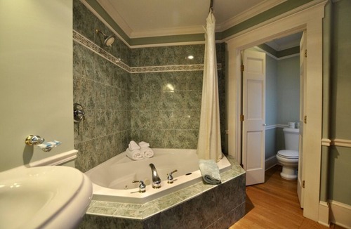 Groton House | Benn Conger Inn