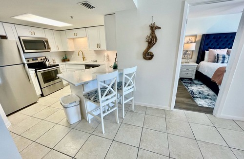 Orange Beach Condo | Best Splash Pad in town 2/2 sleeps 8 Phoenix V809