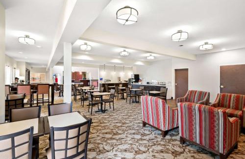Palmyra Hotel | Best Western Palmyra Inn & Suites