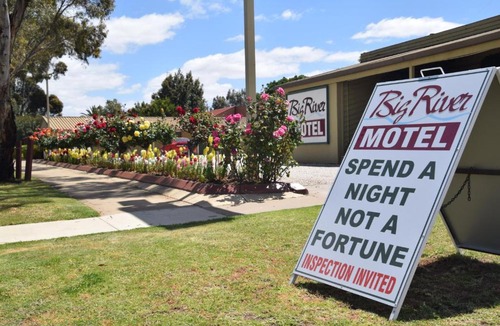 Echuca Hotel | Big River Motel