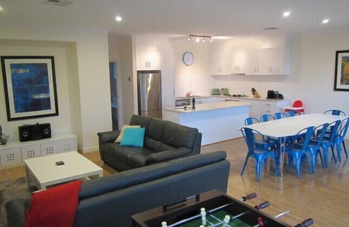 Hayborough House | Billila at Hayborough, Victor Harbor - family friendly with sea views