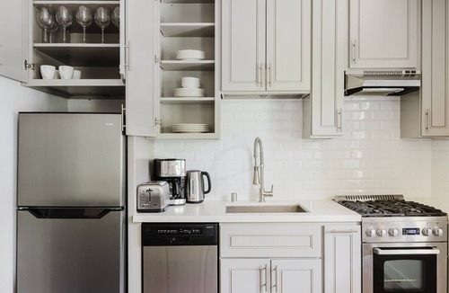 Mar Vista Apartment | Blueground | Mar Vista, nr Venice Beach & w/d