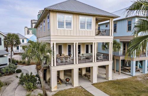 Orange Beach House | Boonedocks Cottages at Romar