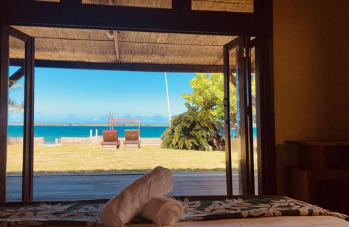 Nunue Villa | Bora Bora waterfront sunrise villa