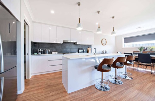 Dubbo House | Bradford House. Sleek & Modern. South Dubbo Garden