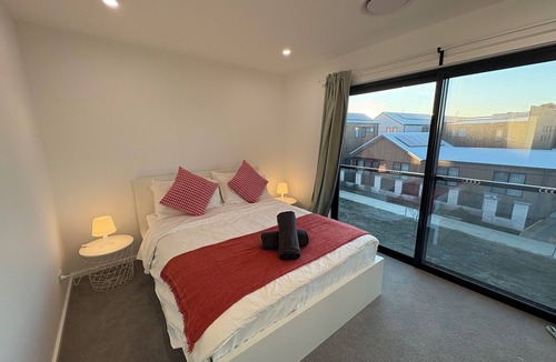 Australian Capital Territory House | Brand new 4 Bedroom retreat close to nature reserve
