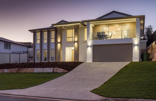 Bundamba House | Brand New Executive Living 36