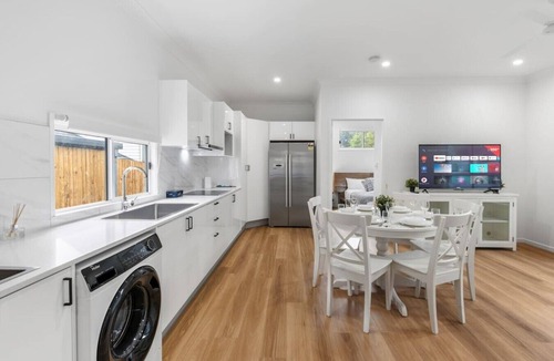 Eight Mile Plains House | Brand NEW Home | Great Location | Close to Shops