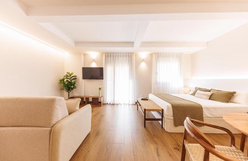 Barri Vell Apartment | Bravissimo Rei Martí, Studio in the Historic centre
