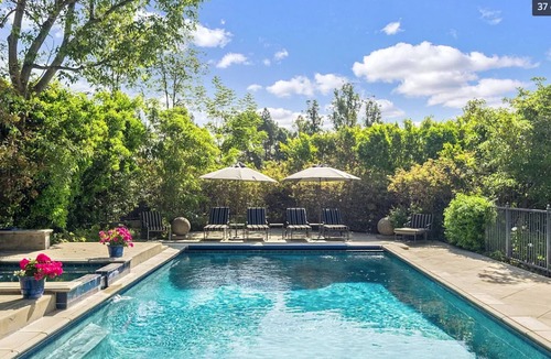 Brentwood House | Brentwood Chateau Ocean & City Views Very Private , Heated Pool & Spa