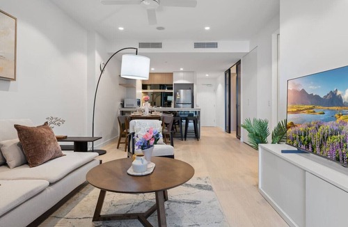 Brisbane Central Business District Apartment | Brisbane CBD Stay in Casino Royale BNE