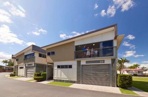 Eight Mile Plains Resort | Brisbane Holiday Village