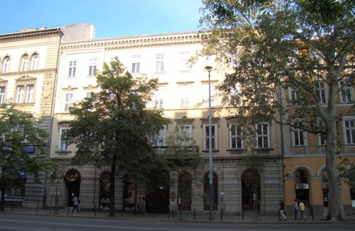 Belvaros - Lipotvaros Apartment | Budapest: Budapest apartment in the center