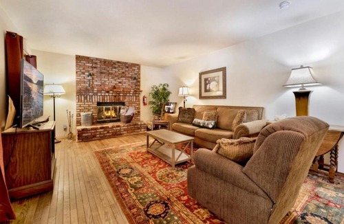 Summit Estates House | Bummit at the Summit #2017 by Big Bear Vacations