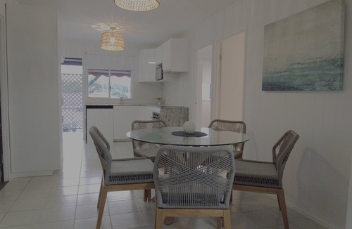 Burrum Heads Apartment | Burrum Heads Beach Escape – Modern 2BR Unit, AC, WiFi