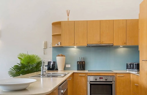 Byron Bay Apartment | Byron Bay Accom - Pipis On The Beach 2 - 2 Fletcher Streetr