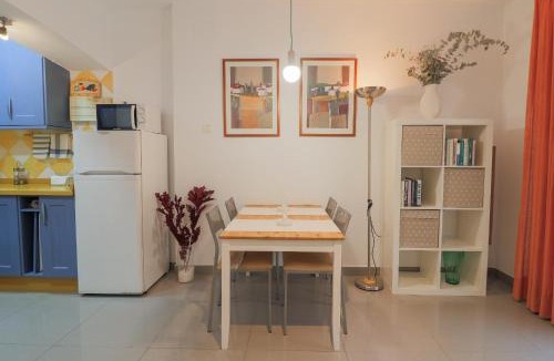 La Caleta Apartment | C52 - Seaside 2 Bedrooms By the Center