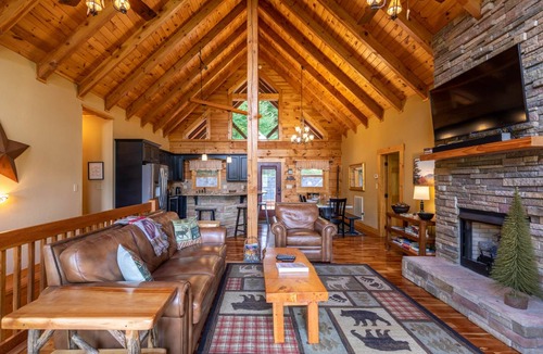 Sugar Mountain Cabin | Cabin ∙ 4 bedrooms ∙ 14 guests