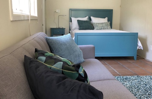 Valley Village House | California Casual - A garden oasis in Los Angeles