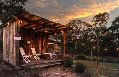 Diamondvale Cottage | Camelia Cottage Diamondvale Estate Stanthorpe, cosy cottage with fireplace.