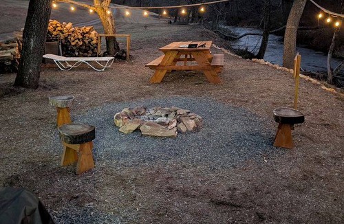 Hillsville Other | Camping ∙ 1 bedroom ∙ 4 guests