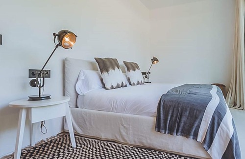 Cala Comte Villa | Can Elyza - Four Bedroom Villa, Sleeps 8
