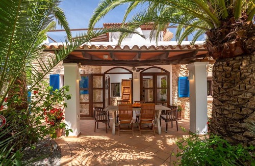 Sant Antoni de Portmany House | CAN GASPAR A cosy house with a pool, 10 km from Ibiza and 12 km from the beach