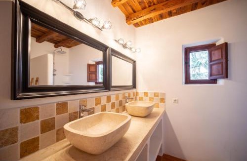 Sant Joan de Labritja Villa | Can Pla Roig con vistas al Mar y la Puesta de Sol