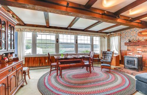 Middlesex House | Canandaigua Lakefront Gem with Dock and Boat Slip