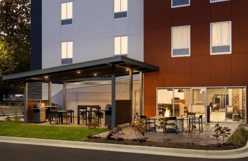 Uptown Hotel | Candlewood Suites West Memphis by IHG