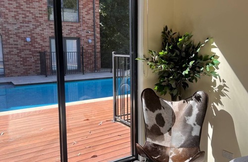 Monbulk House | Canopy Guest House