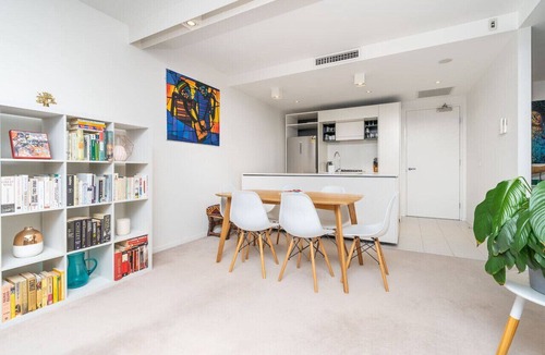 Kingston Apartment | Captivating Unit with Lake View in Kingston!