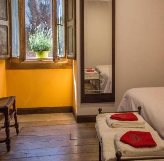 Baraibar House | Casa FamiliarArtola Etxea San Sebastian-Pamplona-Bilbao