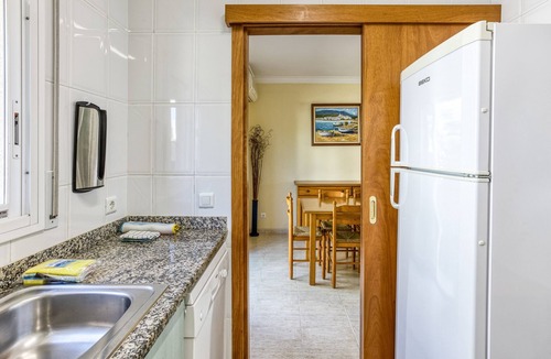 L'Escala House | Casa Mallols: 4 Bedrooms with Shared Pool