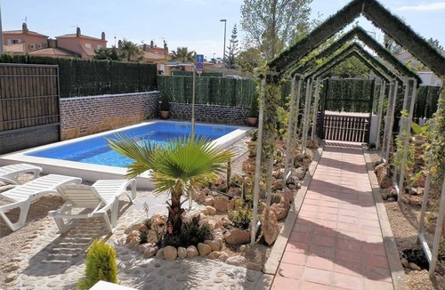 Riumar House | CASA PIRU,Ideal house for your holidays near the sea, free wifi, optional air conditioning, private pool, pets allowed, dog’s beach