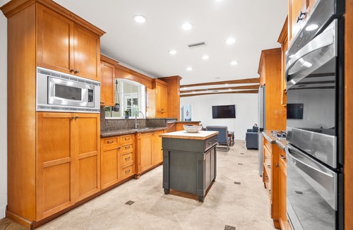 Hollywood Lakes House | Casa Serena 5/3 for 8-Heated Pool- Beach-Jacuzzi