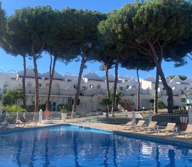 Urbanizacion Hacienda las Chapas Villa | Casa Silvia Marbella - dom w kompleksie hotelowym
