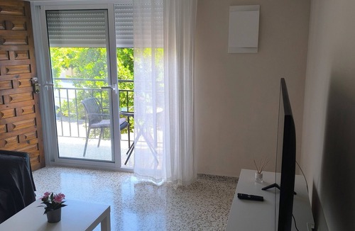 Ciudad Jardin House | Casacasini 1A Charming 1-bedroom house with AC ,Balcony & Terrace in Málaga