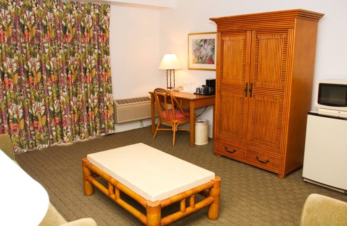 Freeport Resort | Castaways Resort and Suites