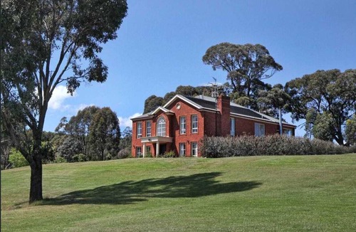 Kilmore East House | Centelle Park - Farm Stay
