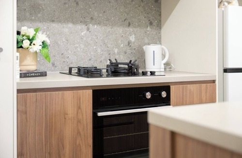 Dickson Apartment | Charming 1BDR Apartment in Dickson with Parking