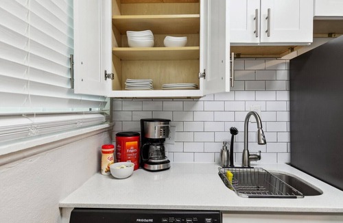 Shannon Apartment | Charming 2BR Duplex 15 Min to BHM!