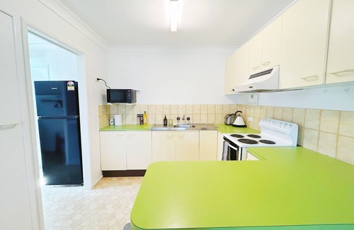Rochedale South House | Charming 3-bedroom house in lovely Rochedale South with AC
