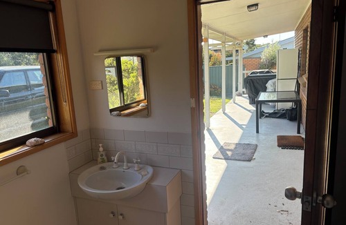 Marlo House | Charming 3-bedroom house with WiFi and AC in enchanting Marlo