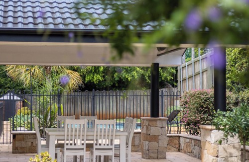 Eight Mile Plains House | Charming 4-bedroom house with WiFi and AC in serene Eight Mile Plains